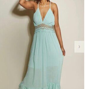 NWT RUE 21 Mint Green Open-Back Maxi Dress with Lace Size Small Oversized